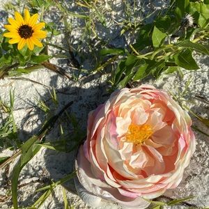 Special event flower bracelet with crystals w/bead